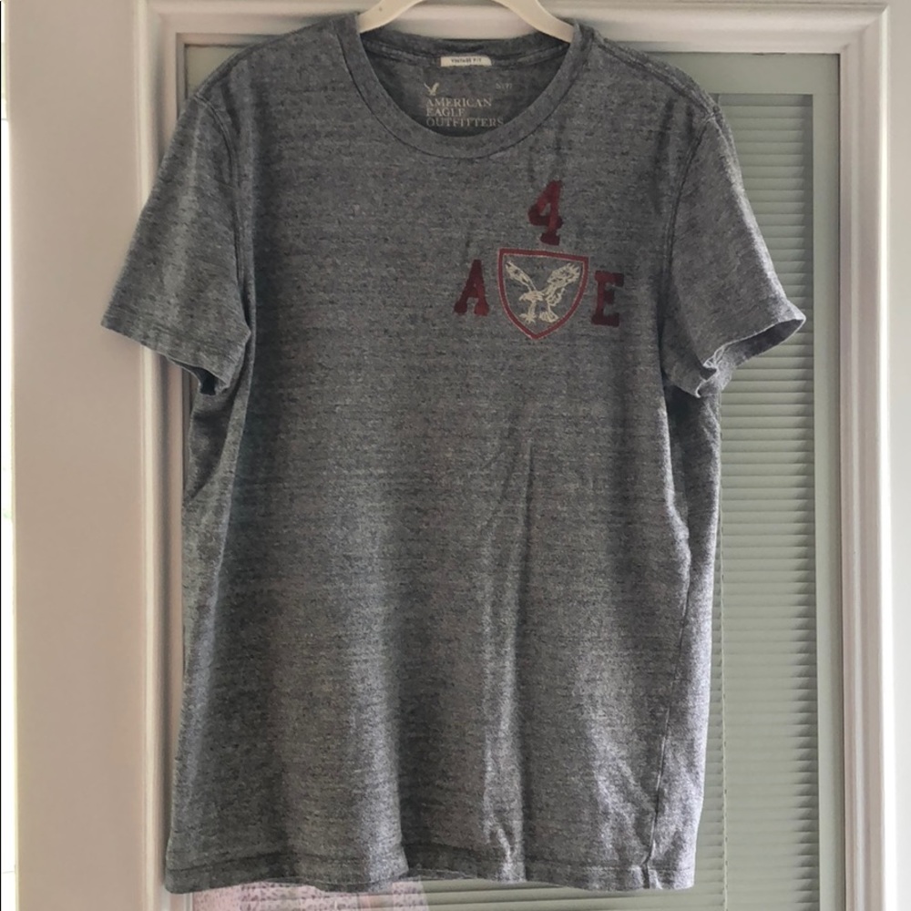 Men’s size M American Eagle shirt
